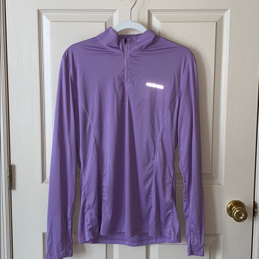 Hiskywin sports shirt